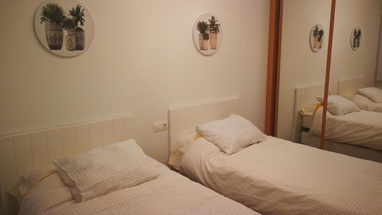 10 Mts De La Playa De Covas - Viveiro Con Piscina Resurrection Fest Apartment Екстериор снимка